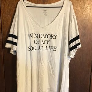 Torrid T shirt white with black stripes